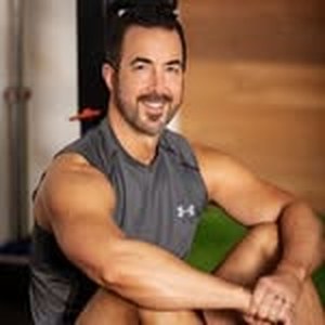 Portrait of Eric, 55, trainer and guide.